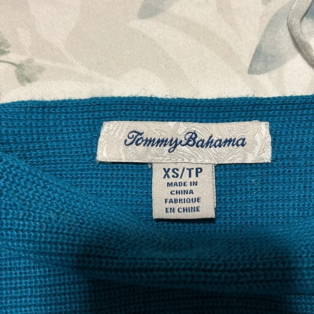 Sweater - Picture 3 of 3